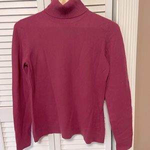 Ann Taylor rose colored 100% cashmere sweater turtleneck